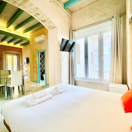Click Triana Apartment Seville Ngoại thất bức ảnh