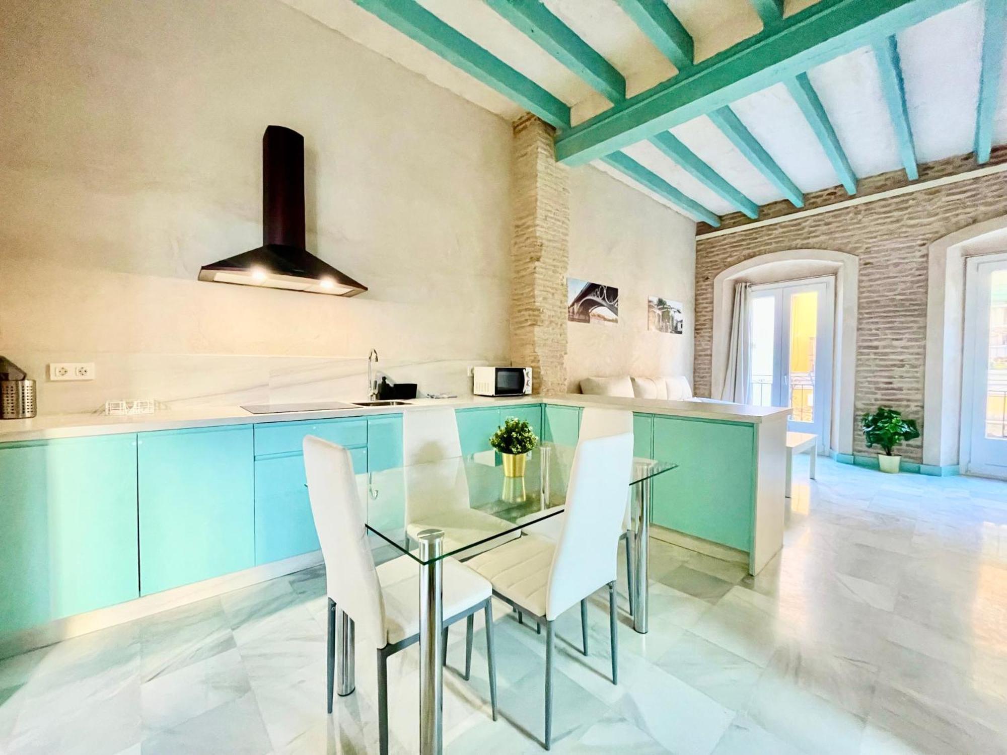 Click Triana Apartment Seville Ngoại thất bức ảnh